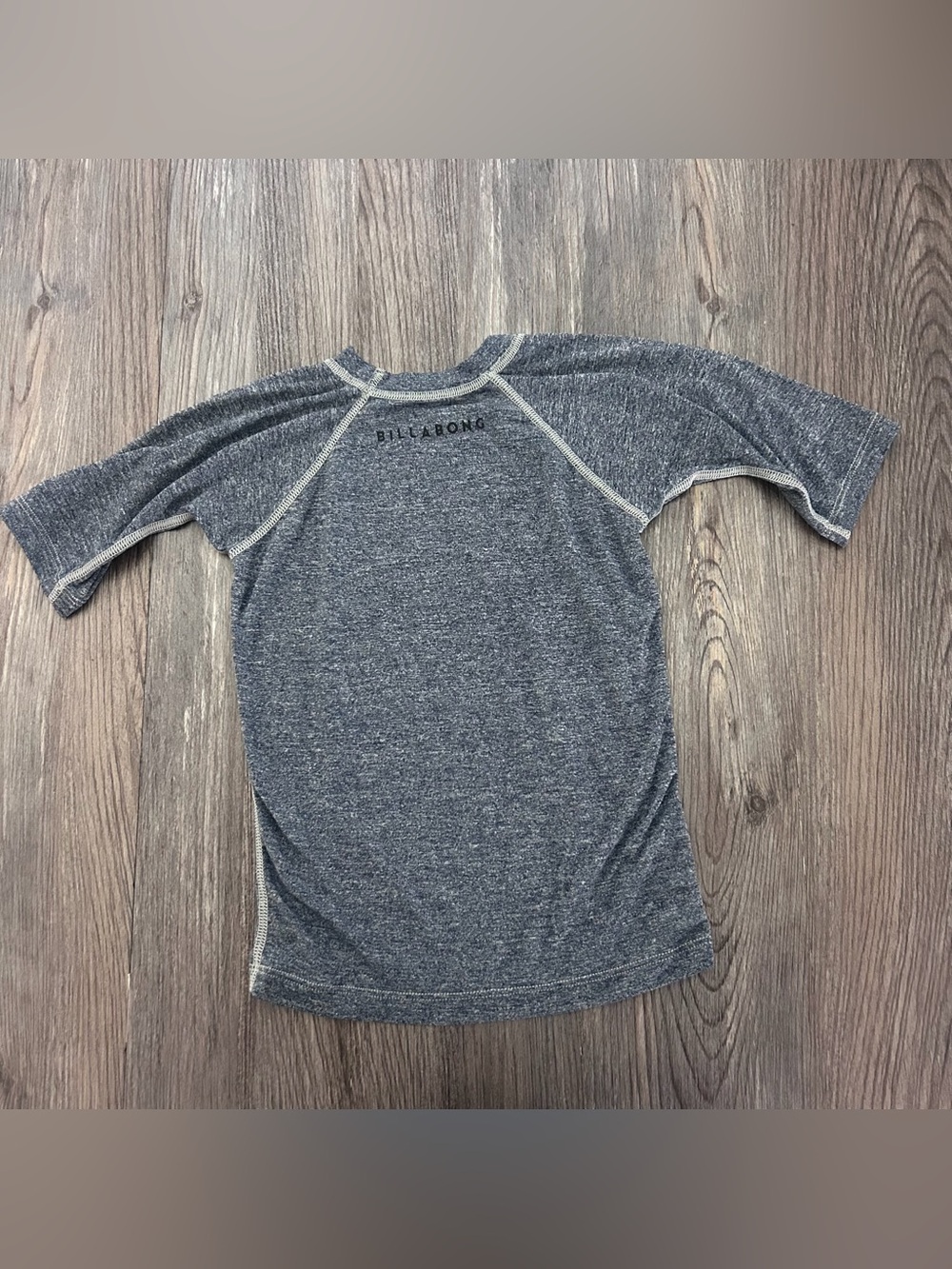 Billabong kids rashguard size 6 - Picture 4 of 7